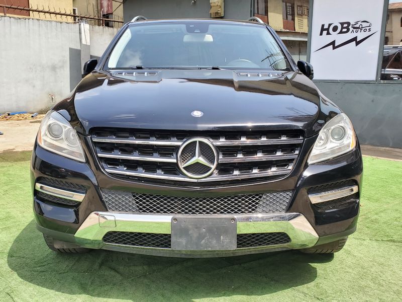 Main image of 2013 Mercedes-Benz ML-Class